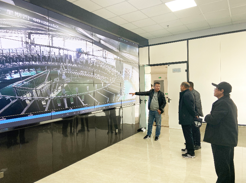 協(xié)會(huì)執(zhí)行會(huì)長林永亮一行到內(nèi)蒙古盛健生物科技有限責(zé)任公司參觀調(diào)研